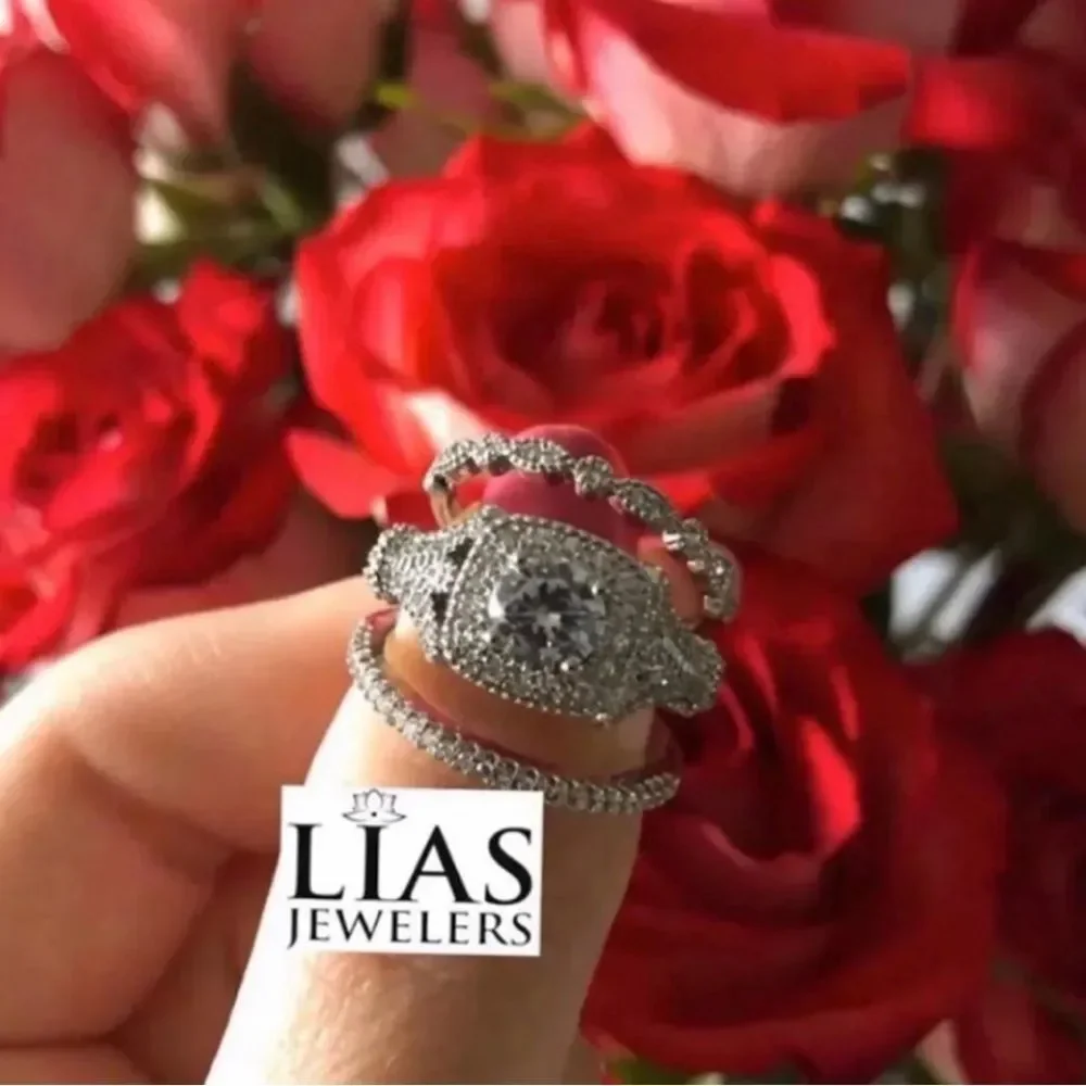 New 18k white gold wedding ring set - Picture 3 of 7